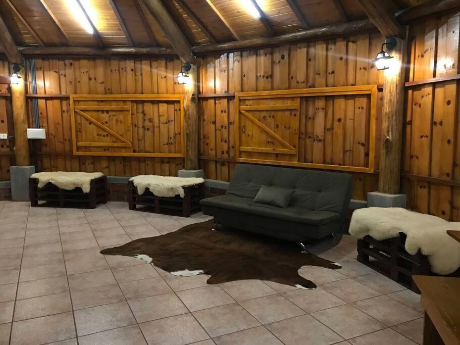 Villa Galpao Rustico No Vale Dos Vinhedos Bento Gonçalves Exterior foto
